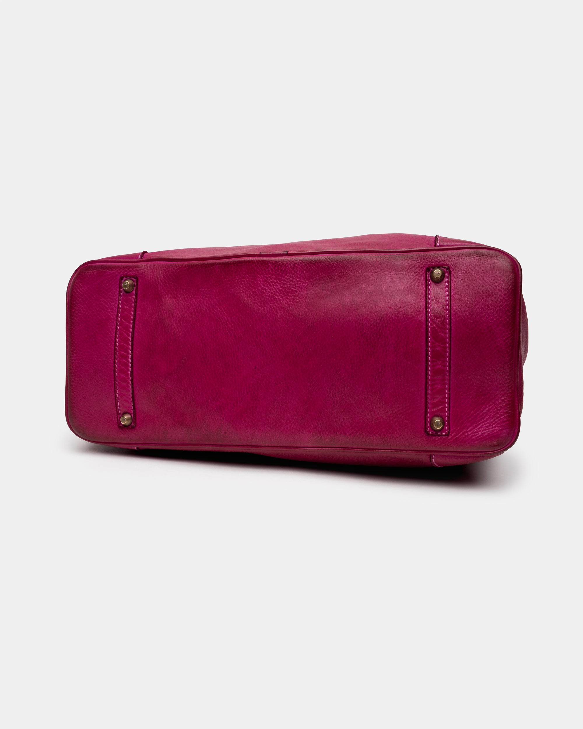 Washed Slouchy Calf-Leather Shoulder Bag in Raspberry