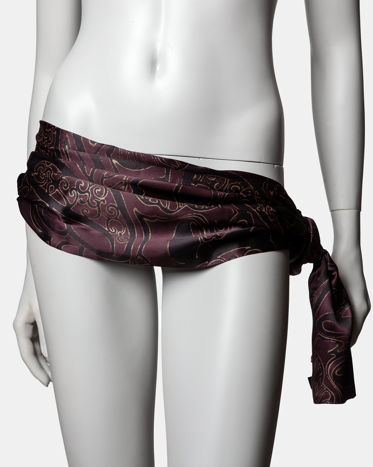 Gucci Nouveau Print Silk Scarf - C. 2000s