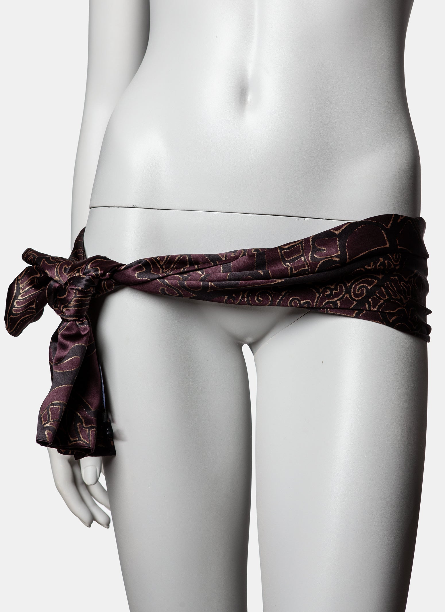 Gucci Nouveau Print Silk Scarf - C. 2000s