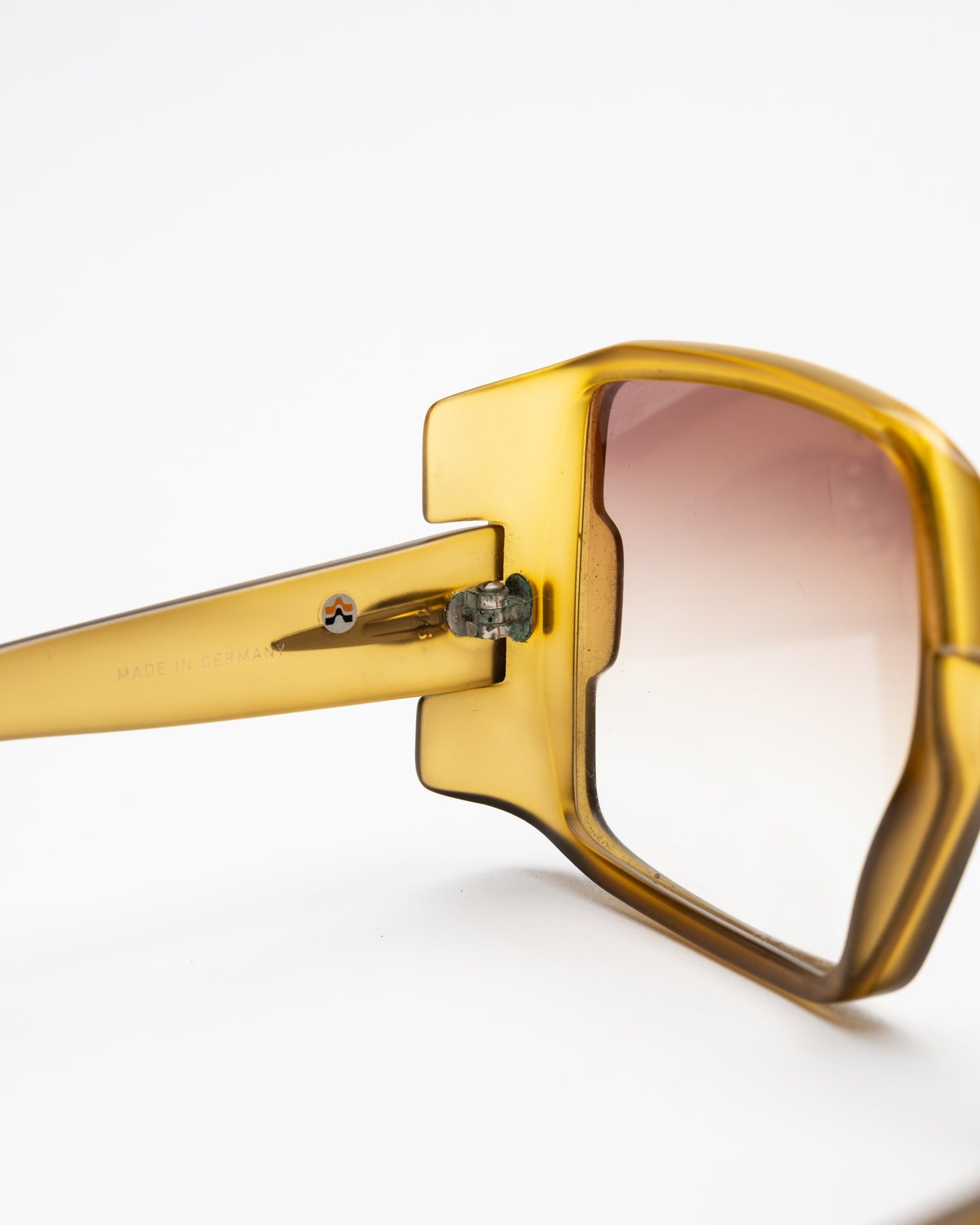 Christian Dior 2004 - Oversized Amber Sunglasses Optyl  C. 80's