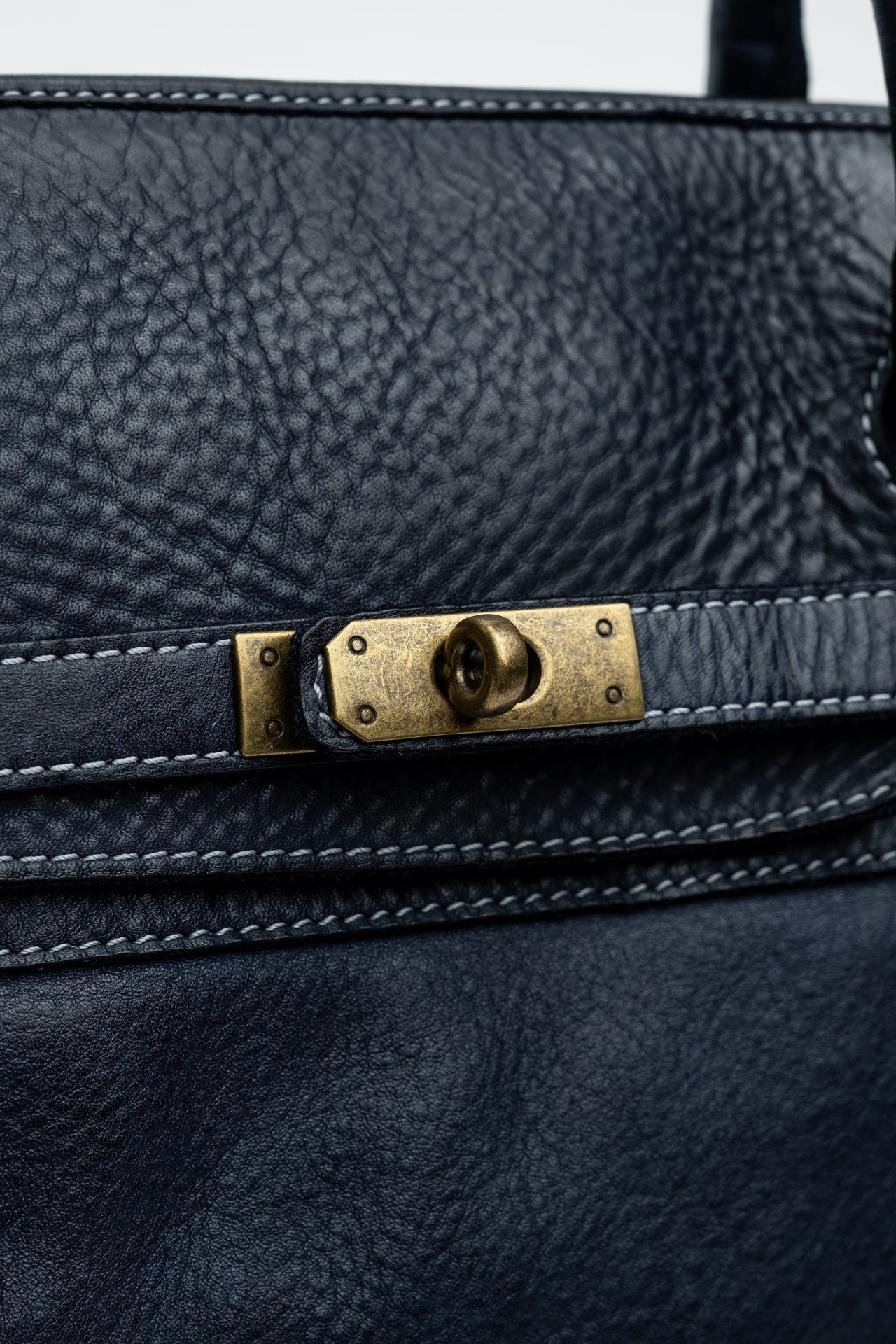 Washed Slouchy Calf Bag in Navy
